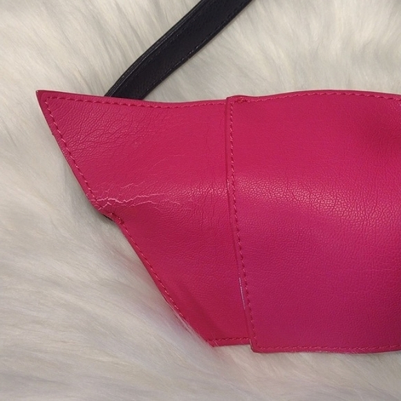Betsey Johnson quilted Bow shoulder bag - Picture 14 of 16
